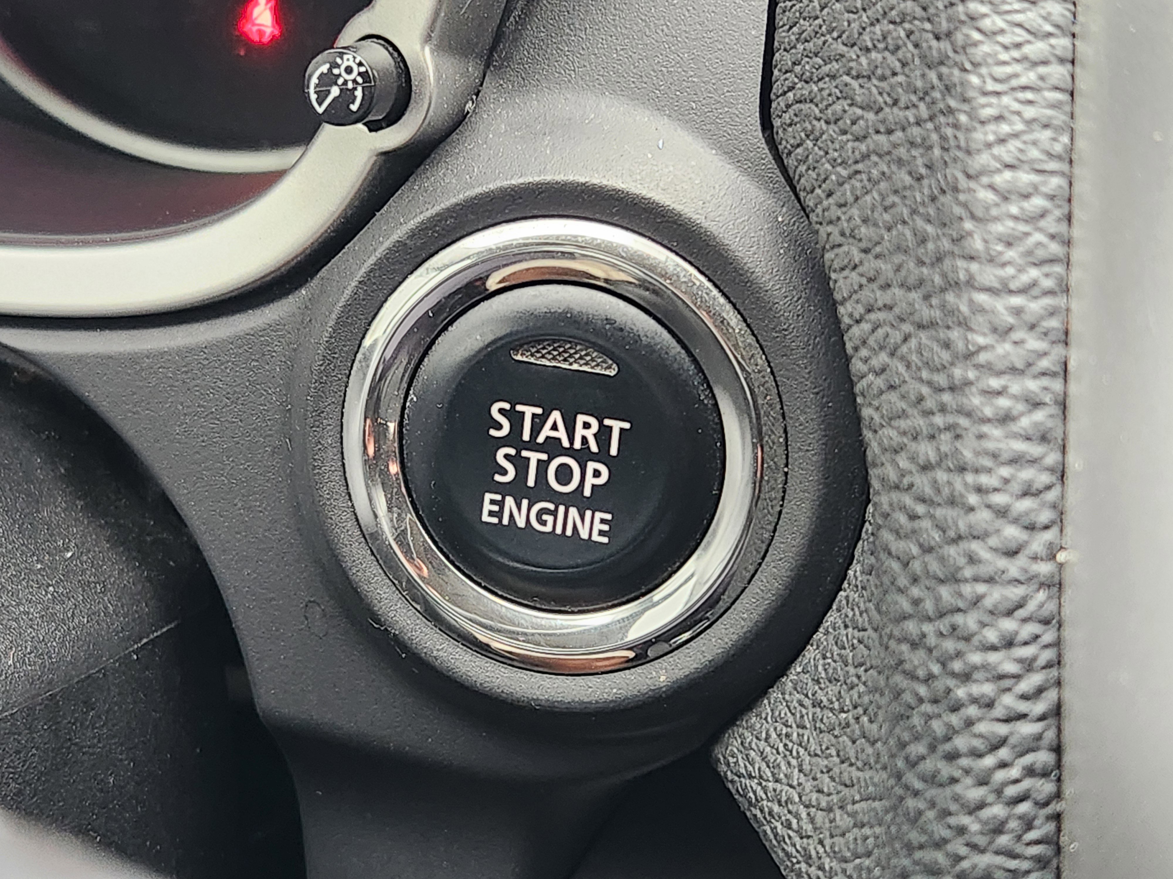 Used 2018 Mitsubishi Eclipse Cross SEL image 21