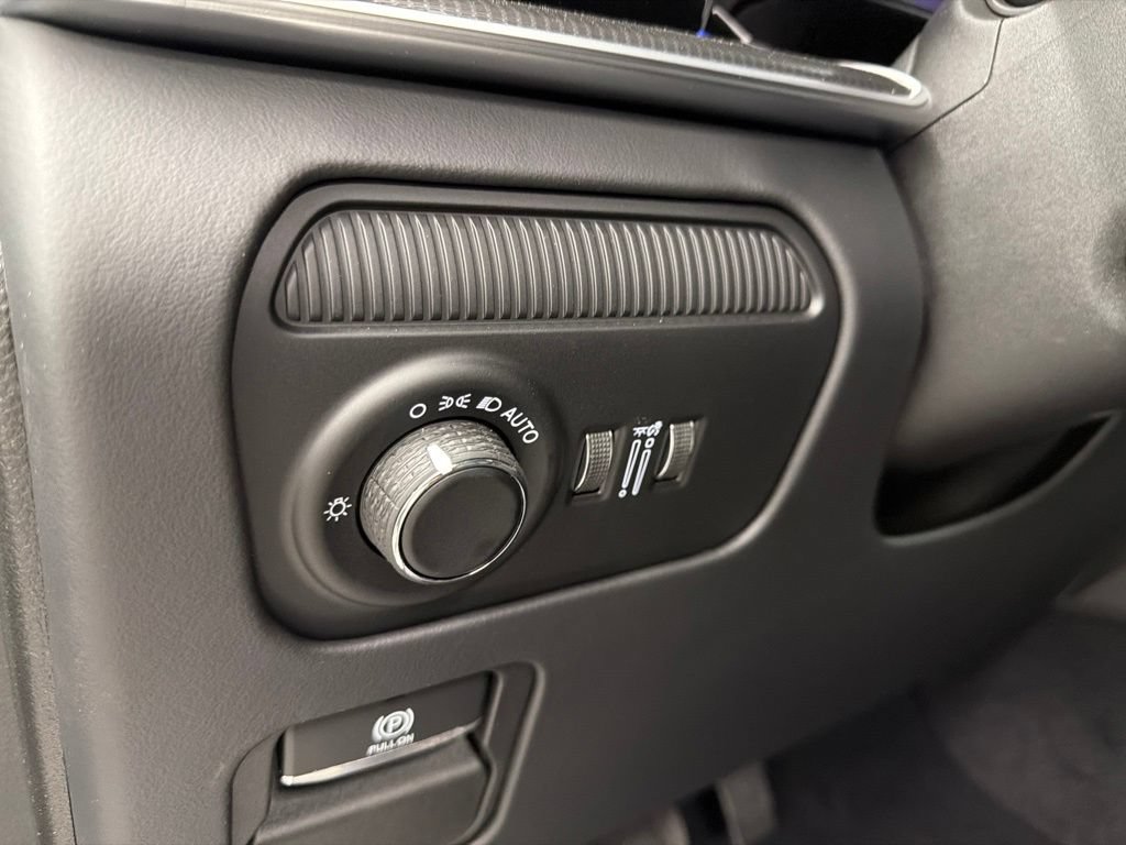 New 2026 Jeep Grand Wagoneer Summit AWD/4WD image 22