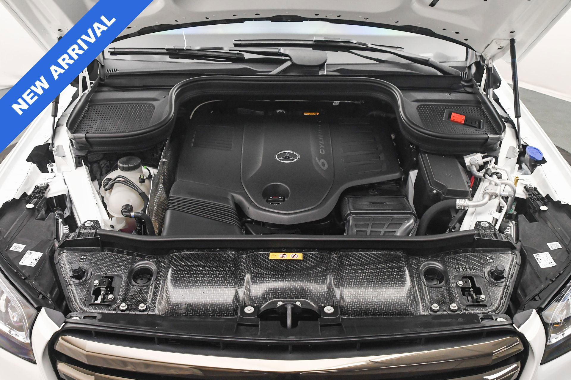 Used 2025 Mercedes-Benz GLS 450 4MATIC image 31