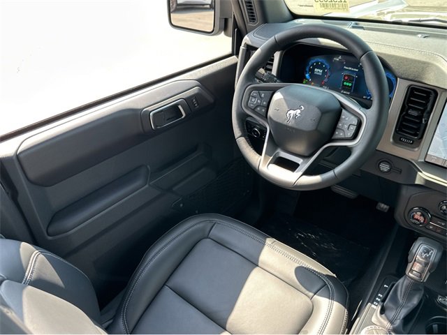 New 2025 Ford Bronco Outer Banks AWD/4WD image 13
