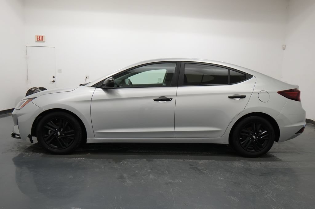 Used 2019 Hyundai Elantra SEL w/ Cargo Package FWD image 11