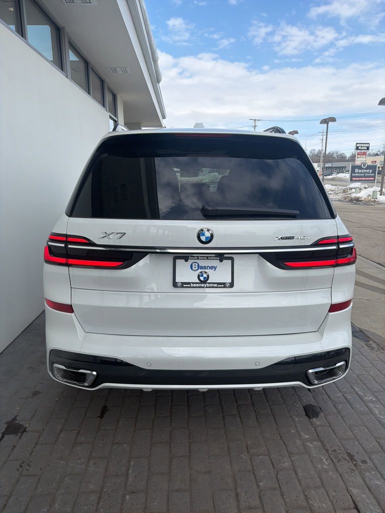 New 2026 BMW X7 xDrive40i w/ M Sport Package image 6
