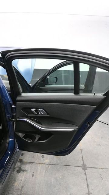 Used 2021 BMW 330i xDrive Sedan image 11