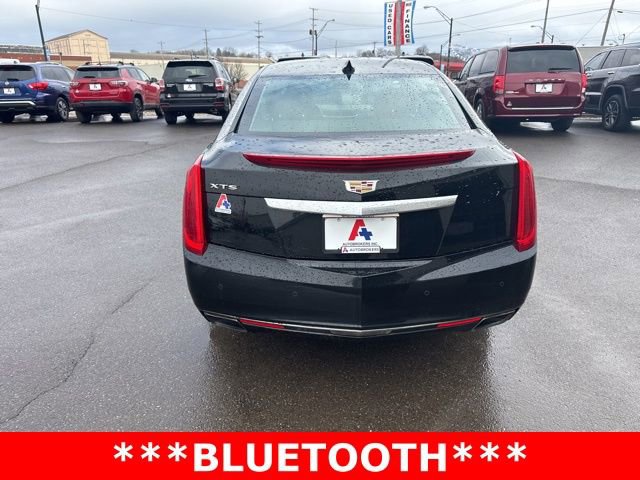 Used 2017 Cadillac XTS Luxury image 4