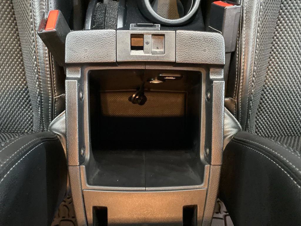 Used 2016 Jeep Wrangler Unlimited Sahara AWD/4WD image 32
