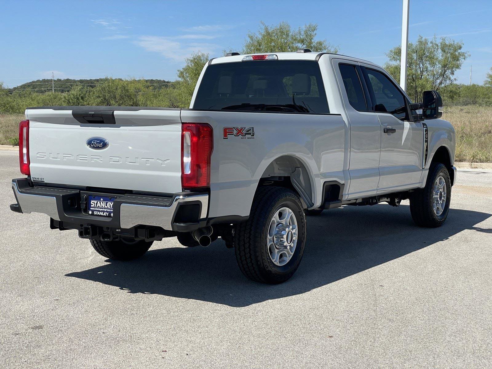 New 2026 Ford F250 XLT image 7