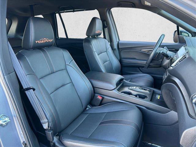 Used 2025 Honda Passport TrailSport image 25