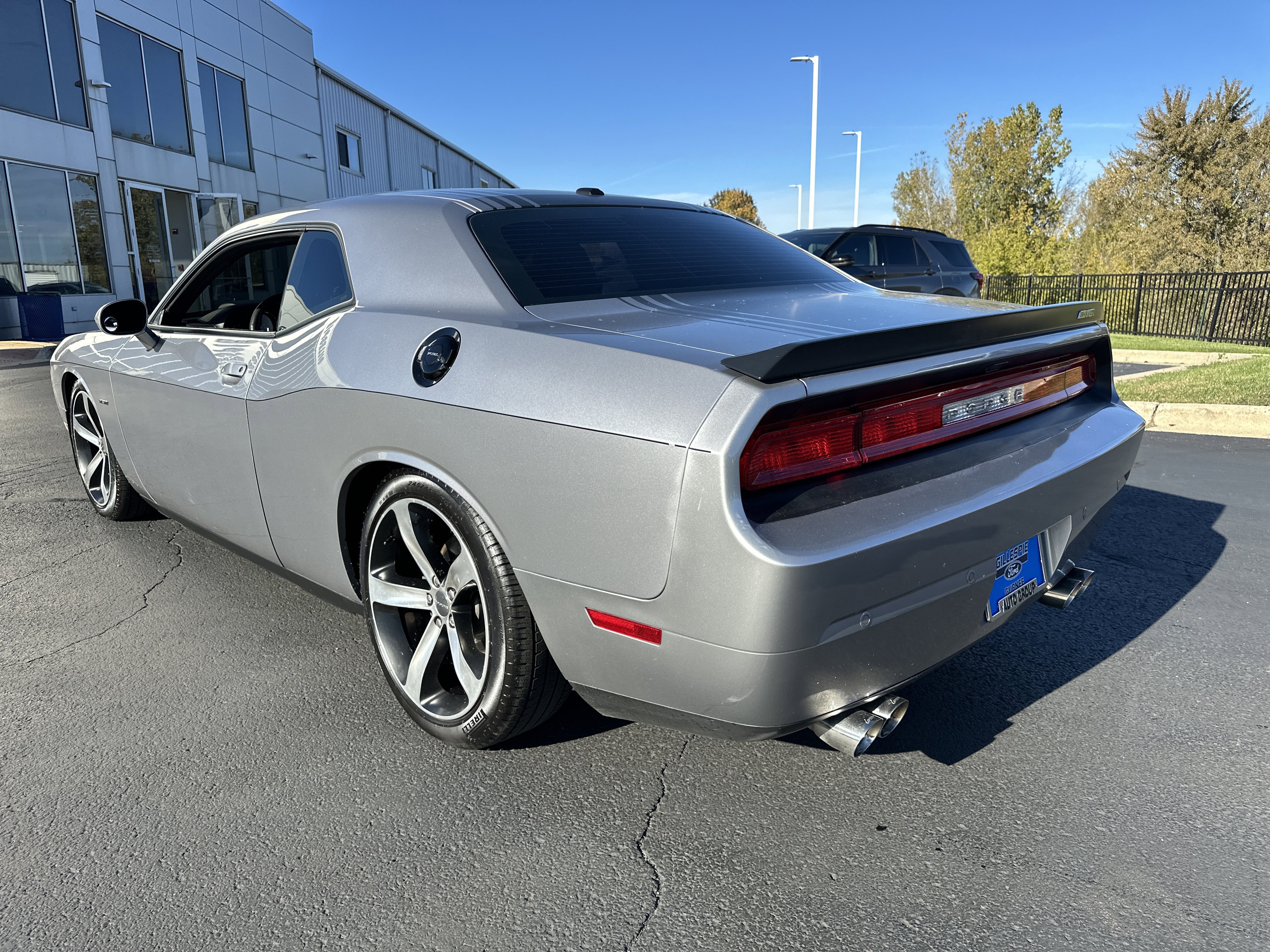 Used 2014 Dodge Challenger R/T image 6