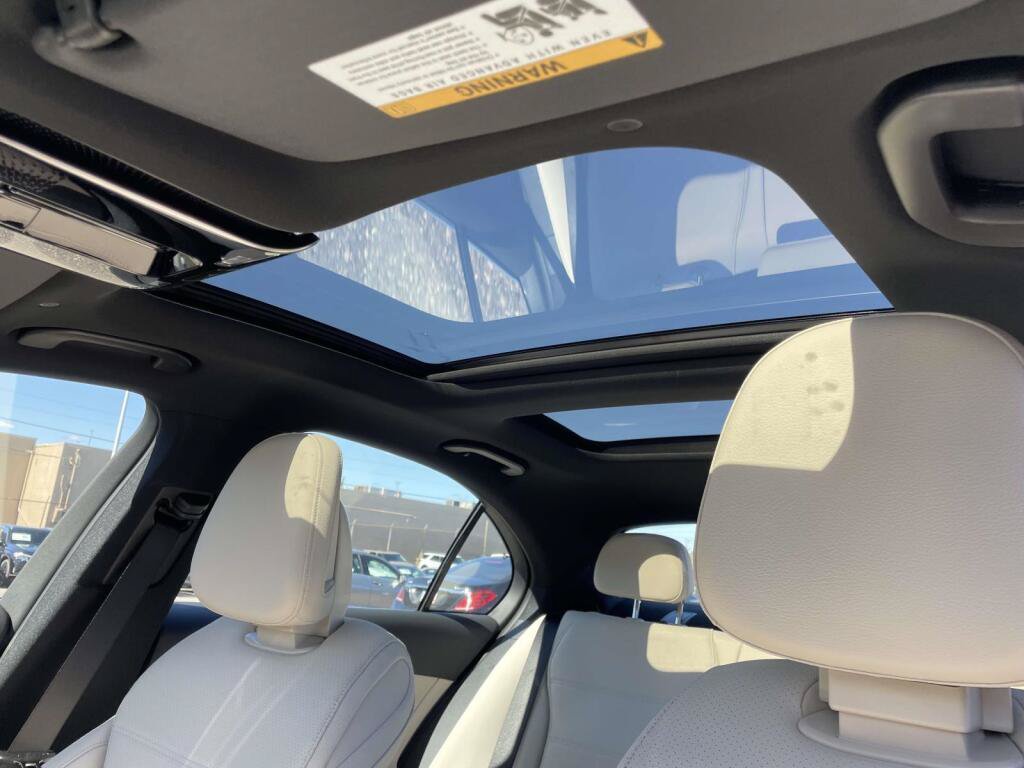 New 2026 Mercedes-Benz C 300 4MATIC Sedan image 5