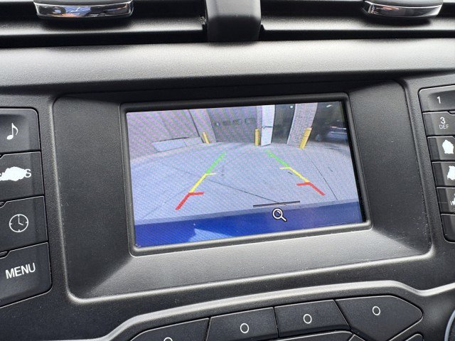 Used 2015 Ford Fusion SE w/ Equipment Group 201A image 28