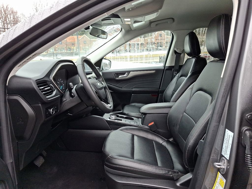 Used 2022 Ford Escape SEL image 14
