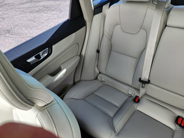 New 2026 Volvo XC60 T8 Ultra w/ Climate Package image 13
