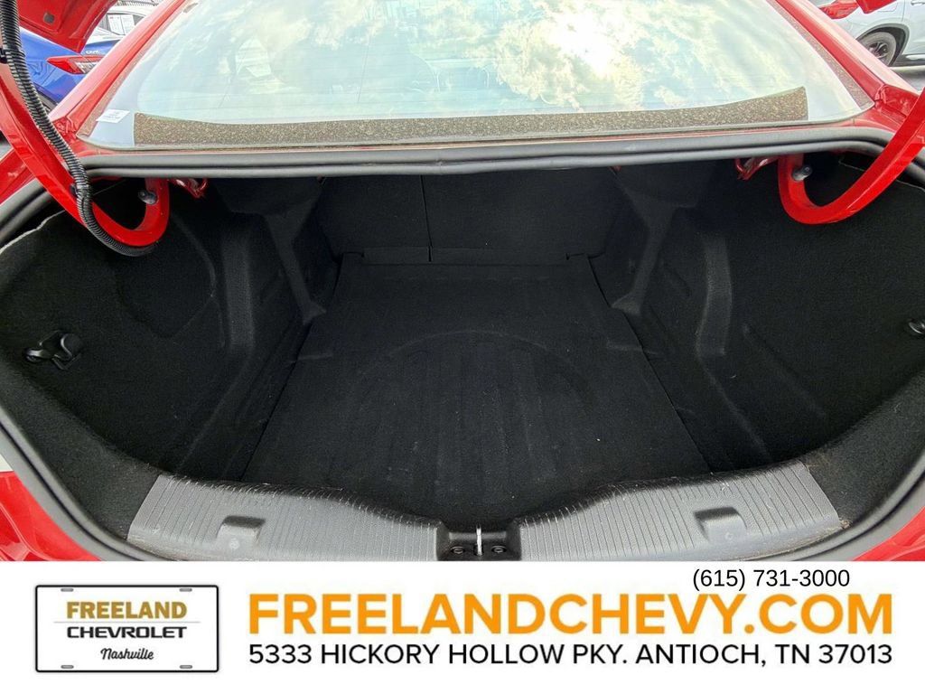 Used 2017 Chevrolet Cruze Premier FWD image 16