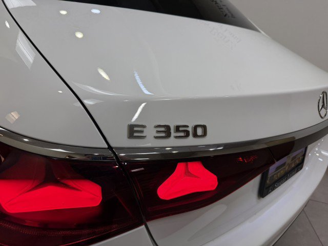 Used 2025 Mercedes-Benz E 350 Sedan image 27