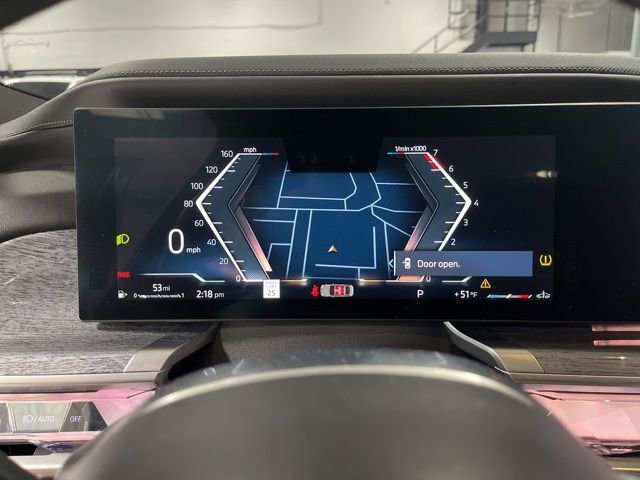 Used 2023 BMW 760i xDrive image 15