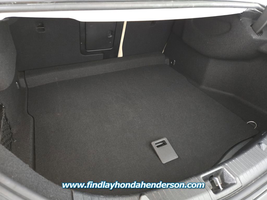 Used 2019 Mercedes-Benz CLA 250 w/ Premium Package image 19