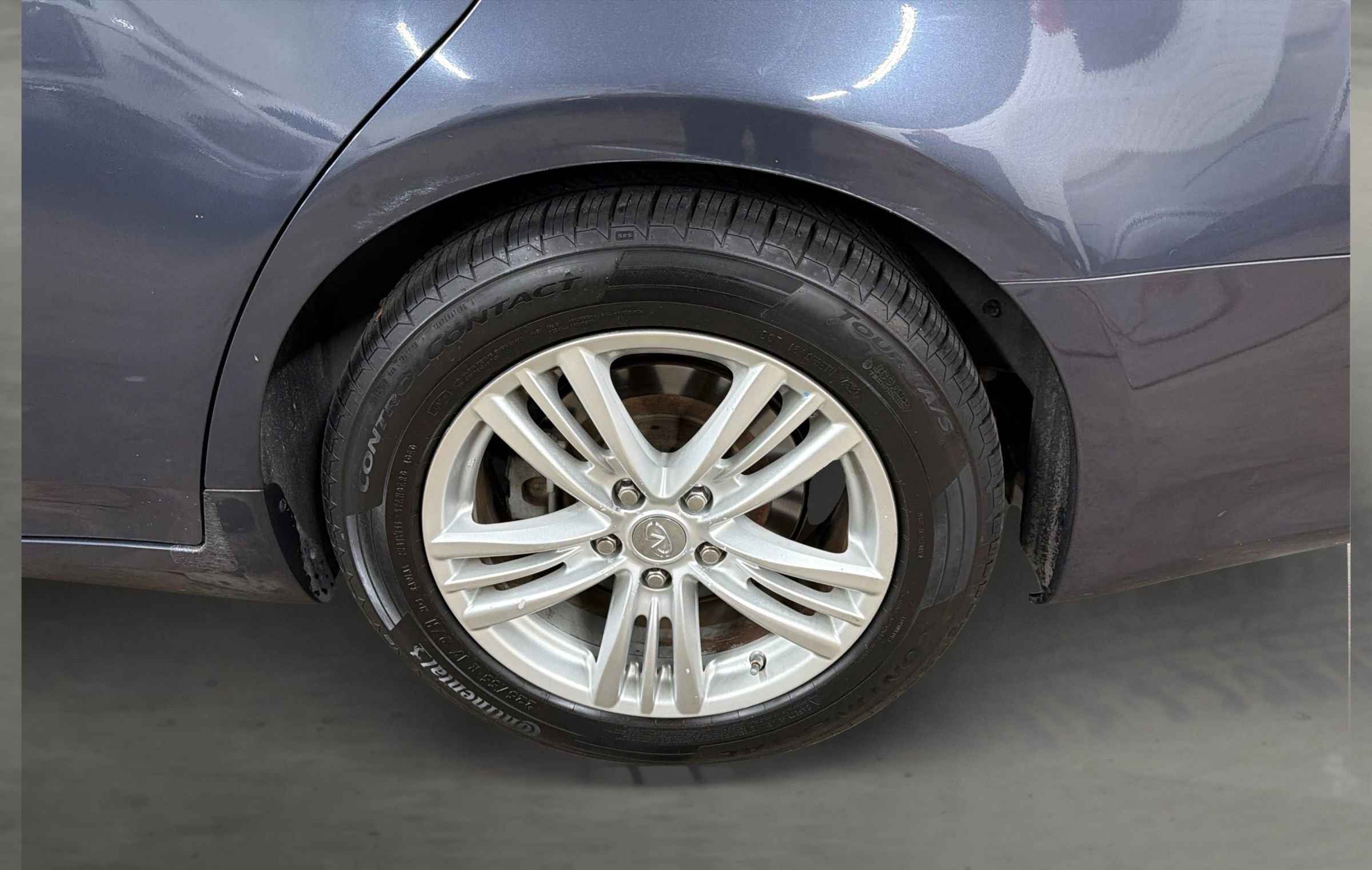 Used 2010 INFINITI G37 Journey w/ Premium Pkg image 16