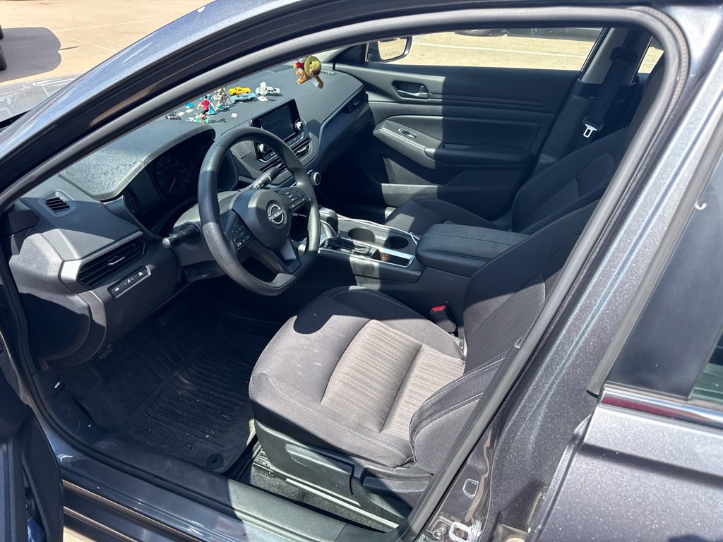 Certified 2024 Nissan Altima 2.5 S FWD image 9