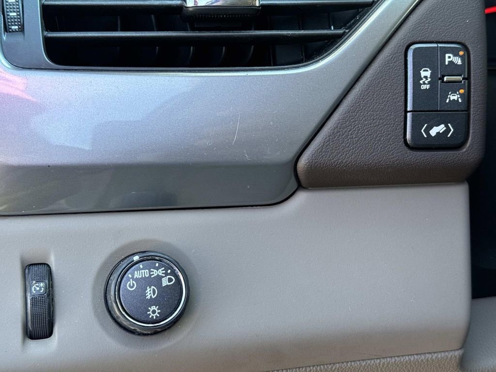 Used 2019 Chevrolet Tahoe Premier image 21