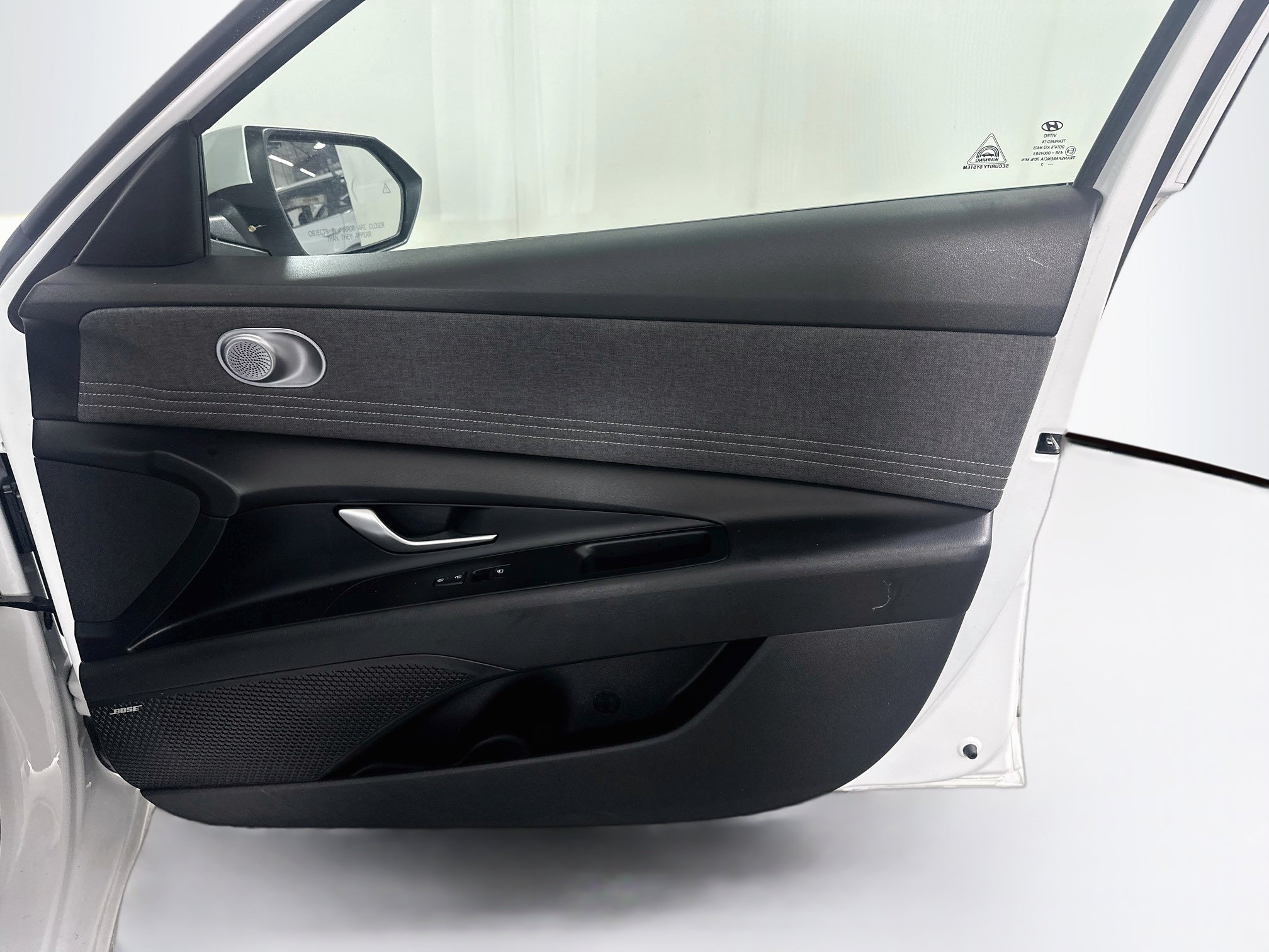 Used 2022 Hyundai Elantra Limited FWD image 32