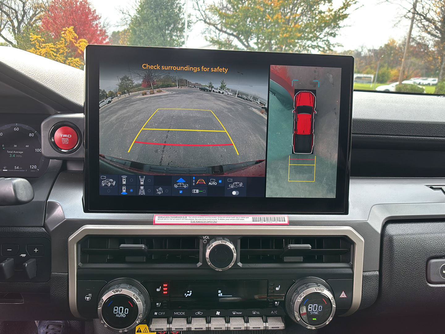 Used 2024 Toyota Tacoma TRD Off-Road w/ TRD Off Road Premium Package AWD/4WD image 32