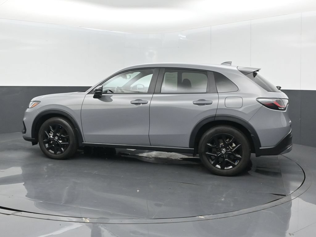 Used 2025 Honda HR-V Sport image 4