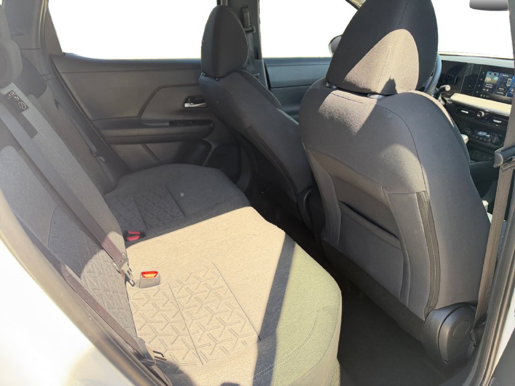 Used 2026 Nissan Kicks SV w/ SV Premium Package FWD image 17