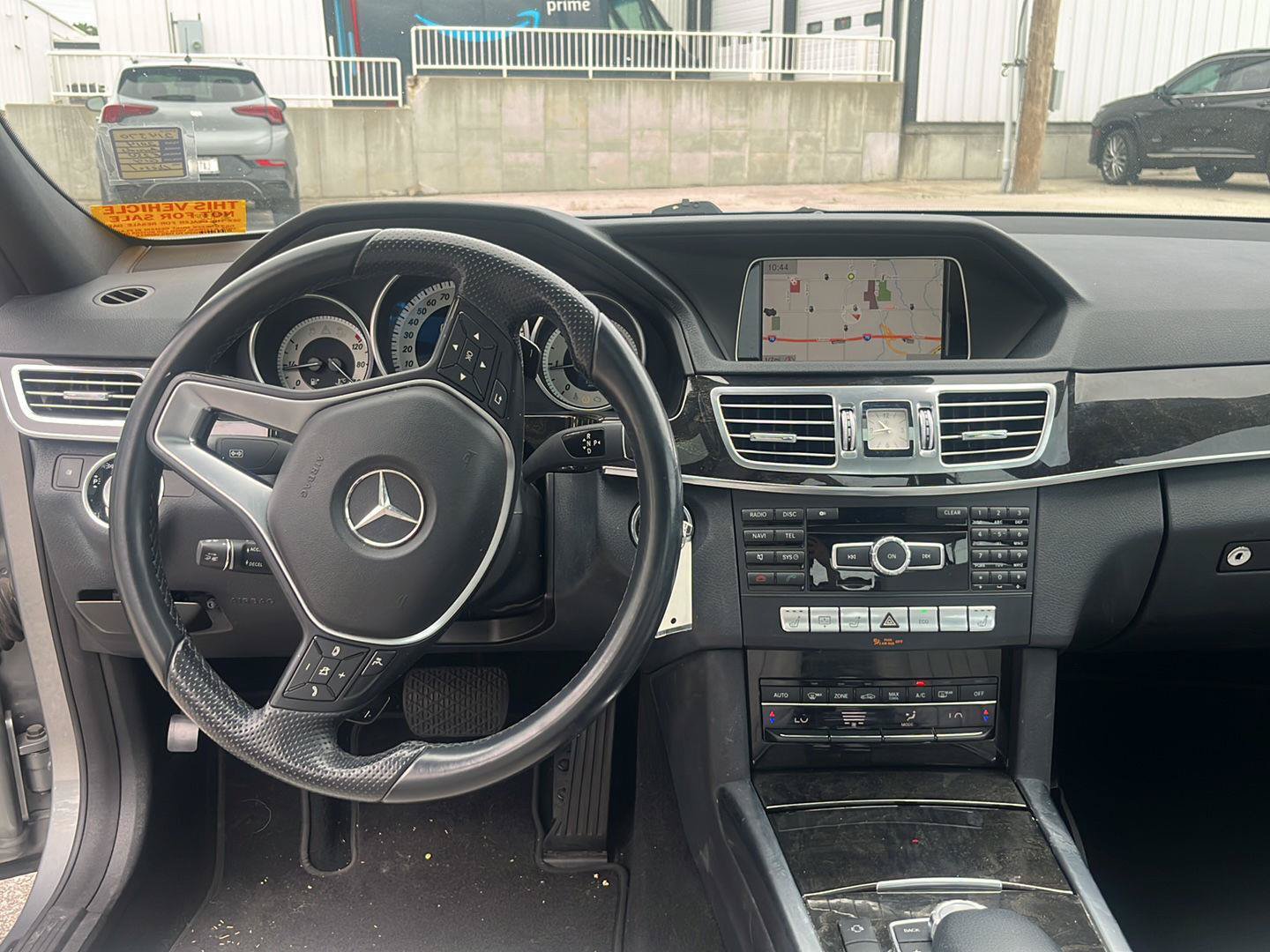 Used 2014 Mercedes-Benz E 250 BlueTEC Sedan image 10