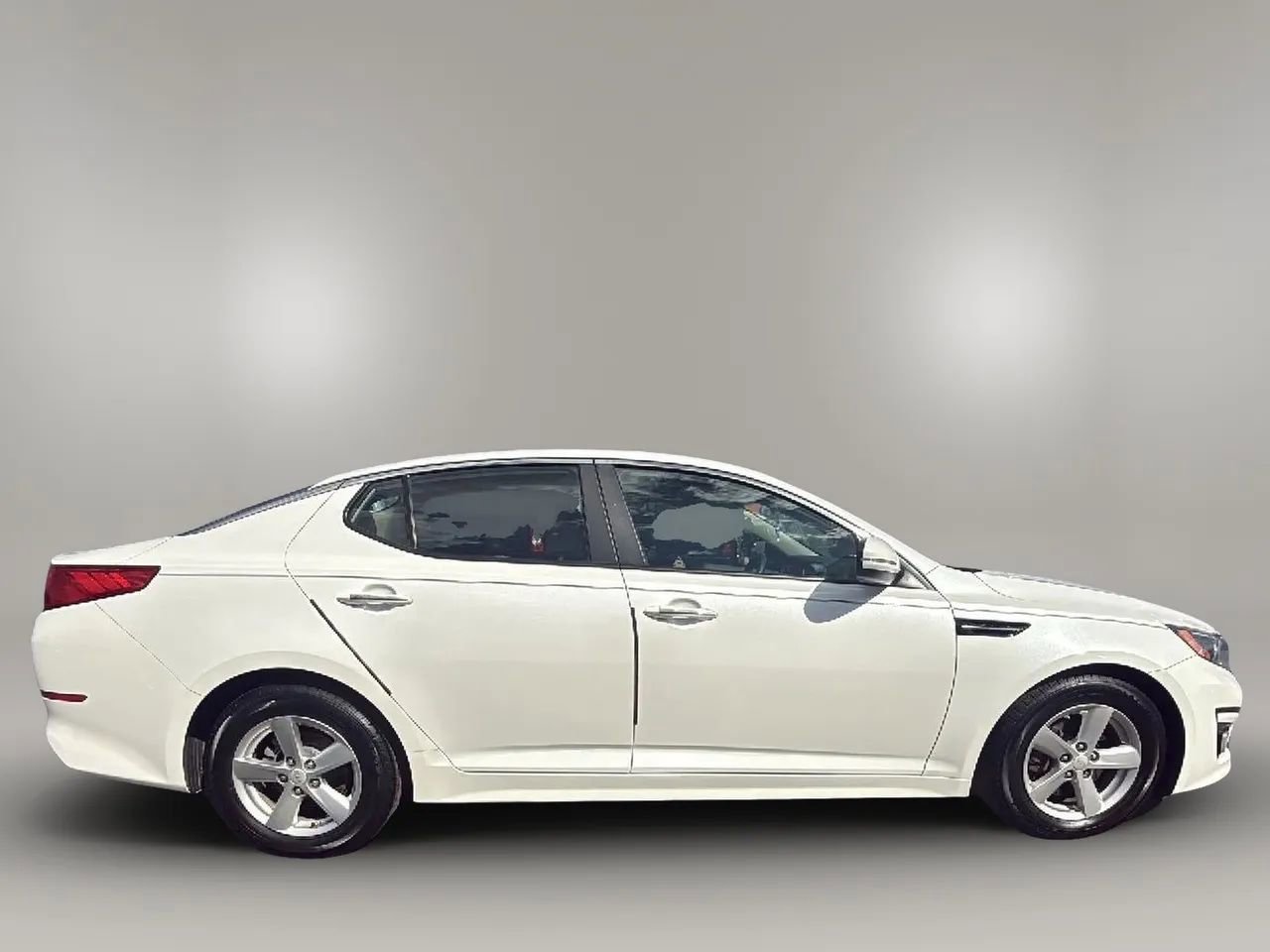 Used 2015 Kia Optima LX image 6