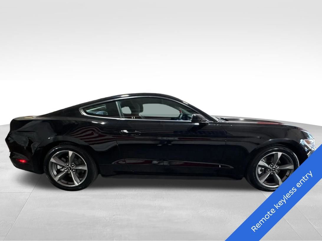 Used 2016 Ford Mustang Coupe w/ Equipment Group 051A RWD image 4