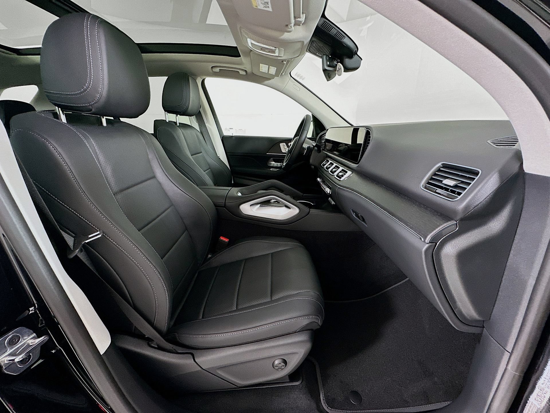 New 2026 Mercedes-Benz GLE 450 4MATIC image 31