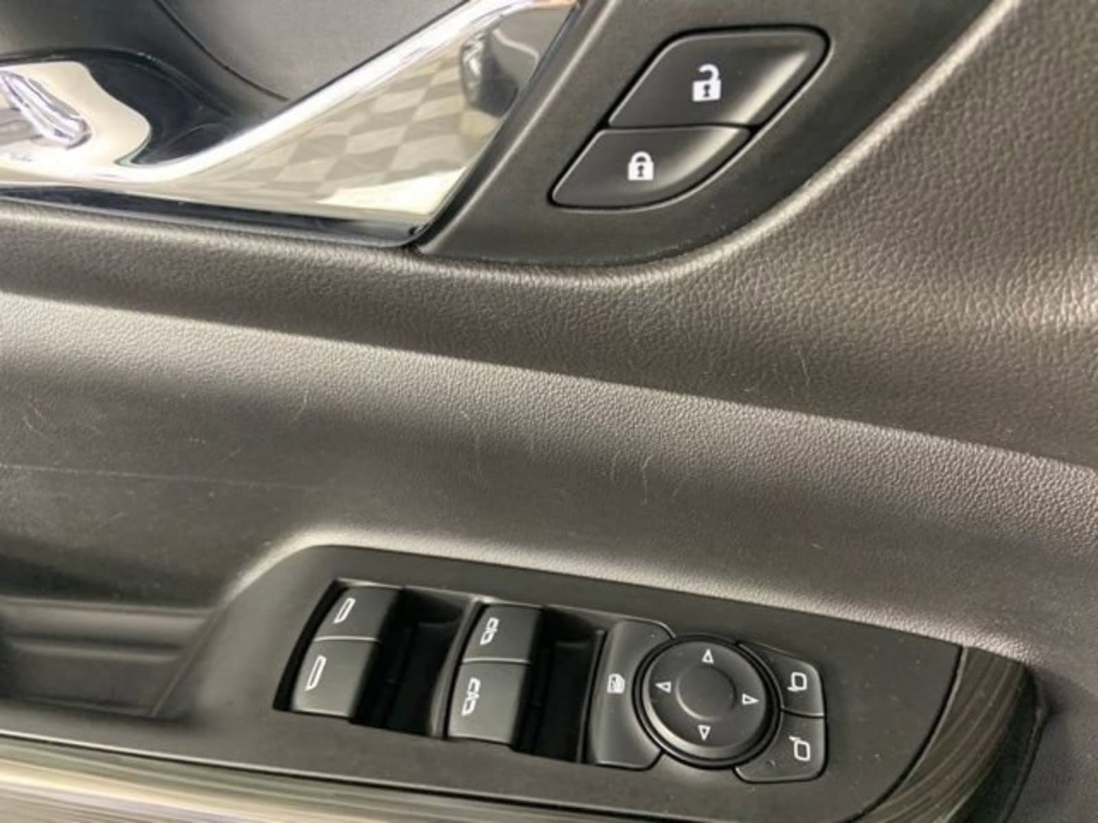 Used 2023 GMC Acadia SLT AWD/4WD image 30