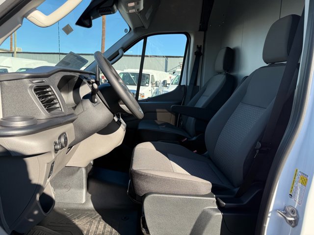 New 2026 Ford Transit 250 148 Medium Roof image 15