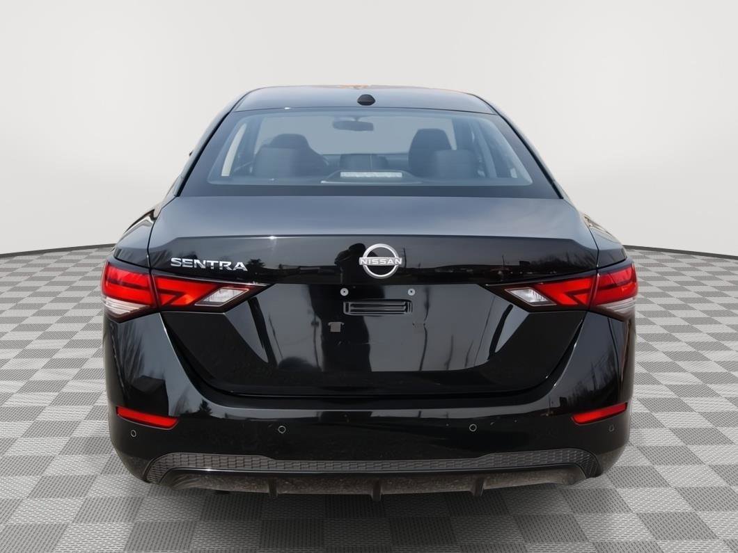 Used 2025 Nissan Sentra SV image 6