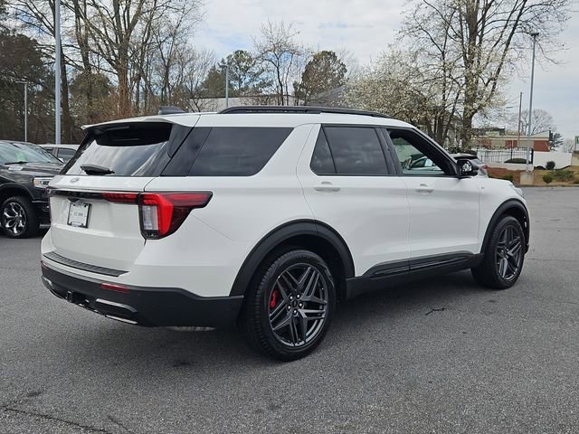 Used 2025 Ford Explorer ST-Line w/ Premium Package image 9