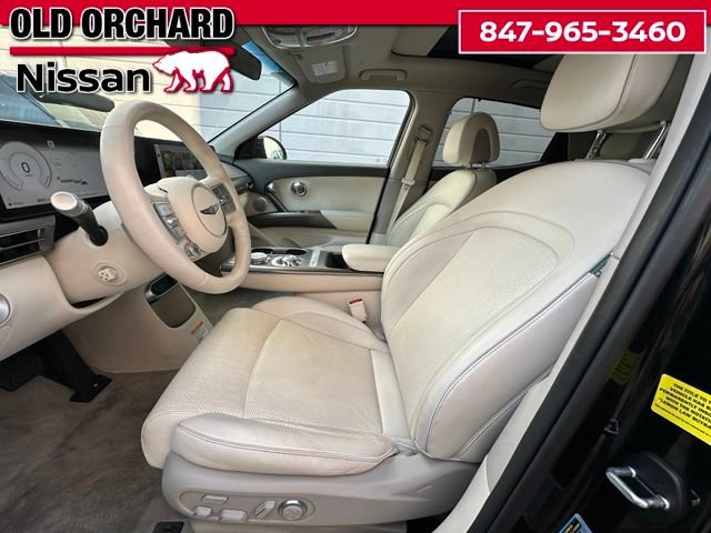 Used 2023 Genesis GV60 Advanced w/ Cargo Package AWD/4WD image 11
