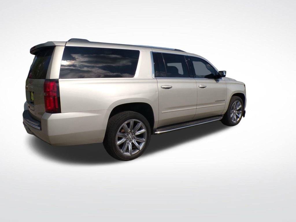 Used 2017 Chevrolet Suburban Premier AWD/4WD image 7