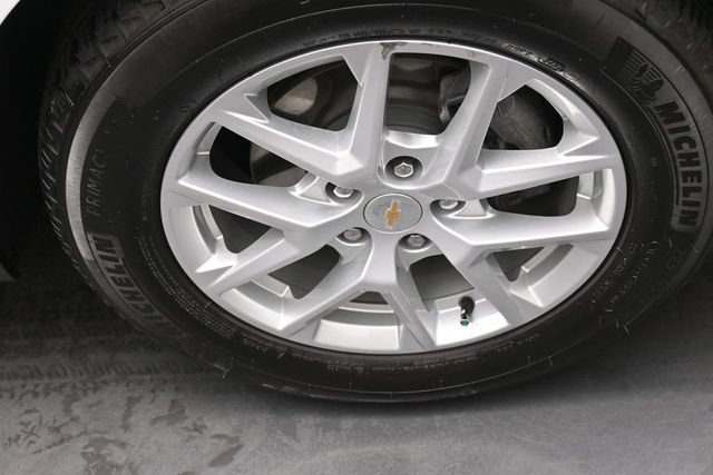 Used 2024 Chevrolet Equinox LT FWD image 35