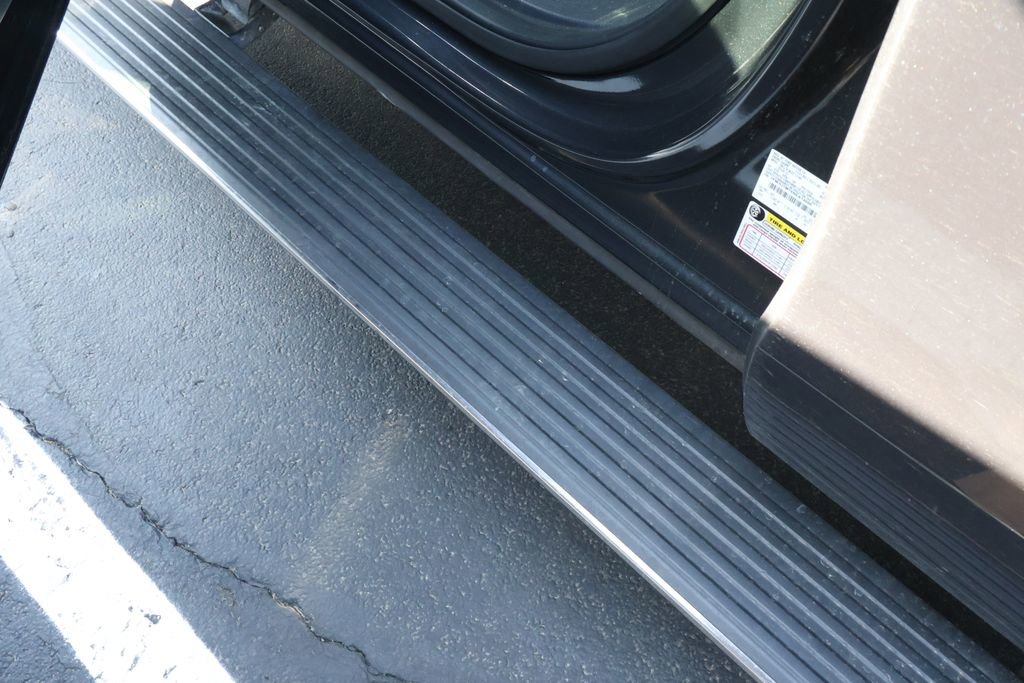 Used 2022 Ford Expedition Platinum AWD/4WD image 7