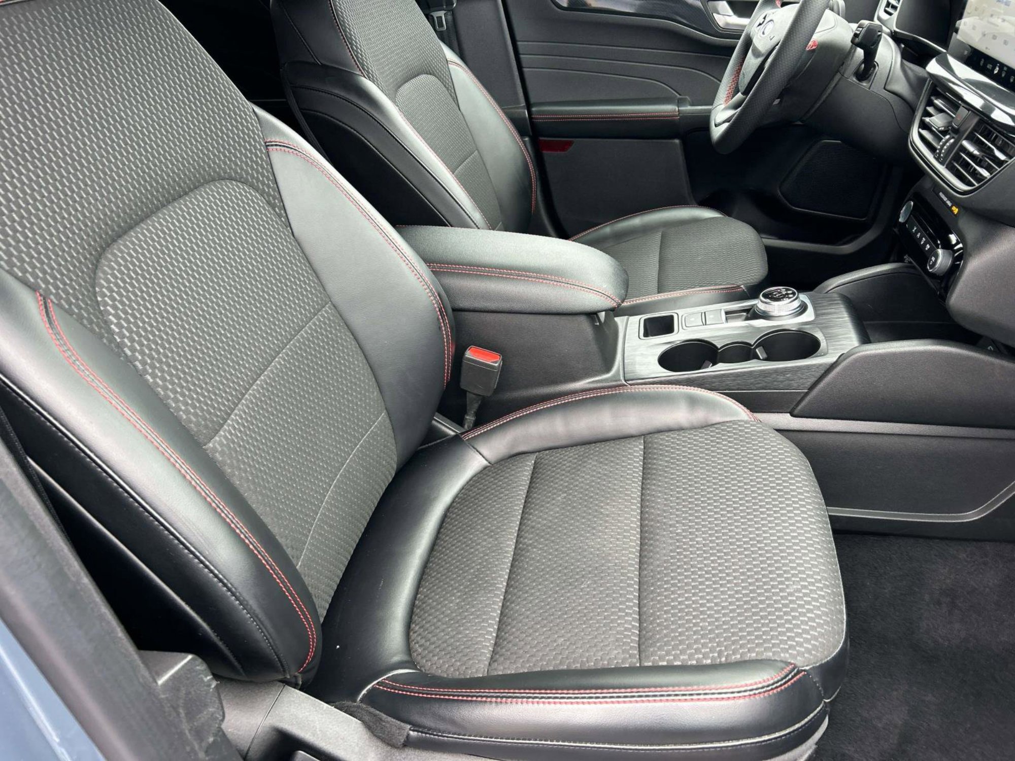 Used 2023 Ford Escape ST-Line w/ Tech Pack #1 image 24