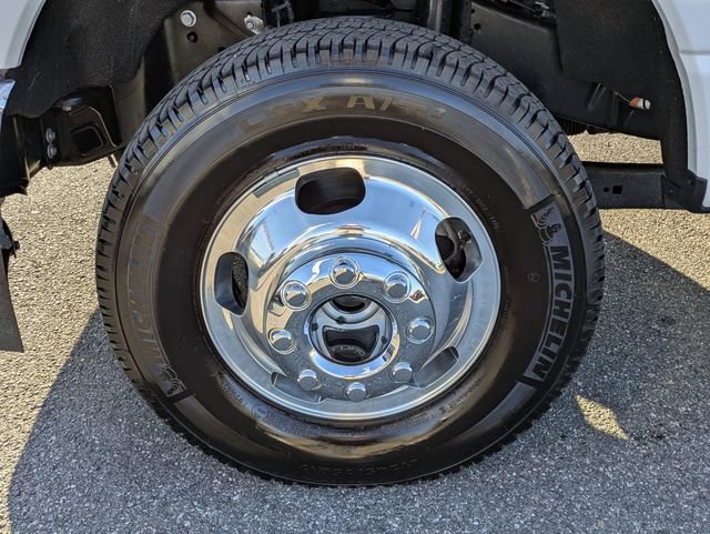 Used 2025 Ford F350 XL image 12