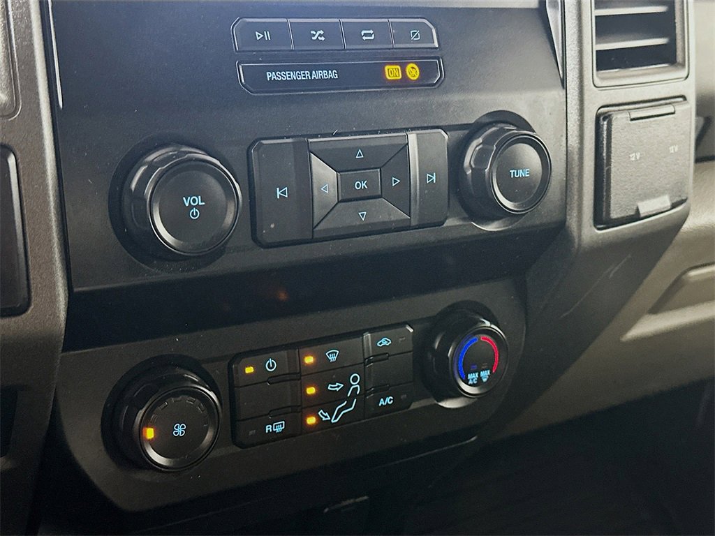 Used 2020 Ford F450 XL w/ Power Equipment Group image 18