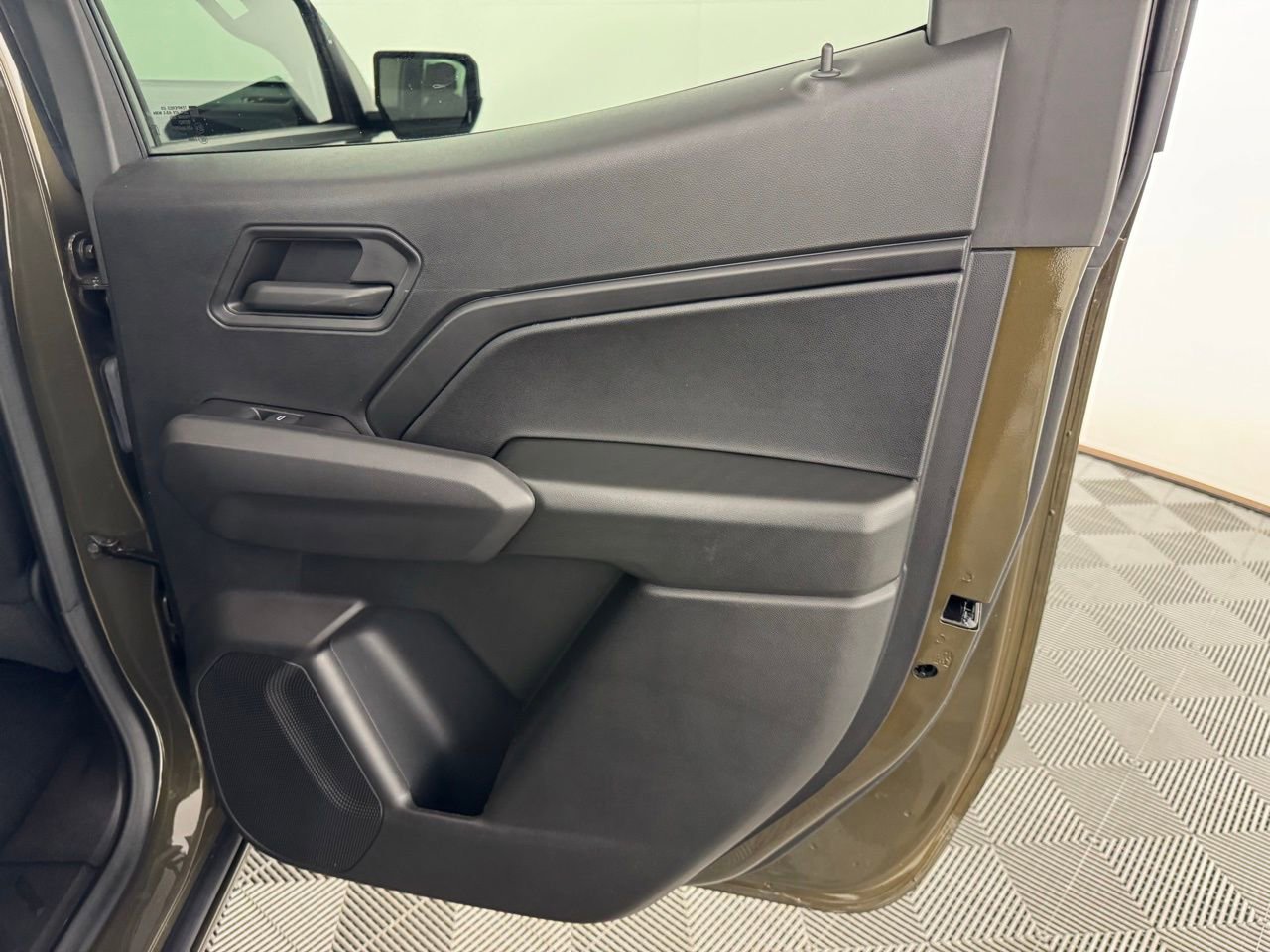 Used 2024 Chevrolet Colorado W/T w/ WT Convenience Package image 26