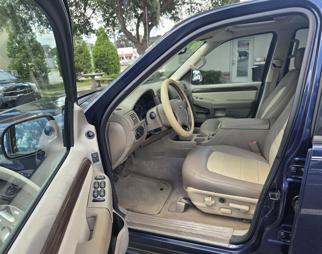 Used 2003 Ford Explorer Eddie Bauer RWD image 16