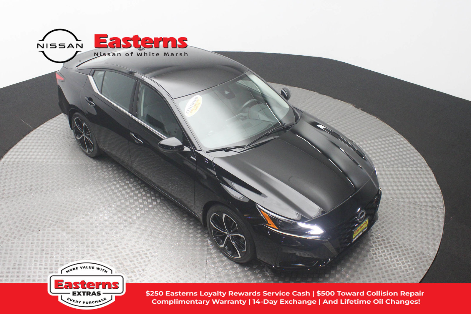 Used 2023 Nissan Altima 2.5 SR FWD image 3