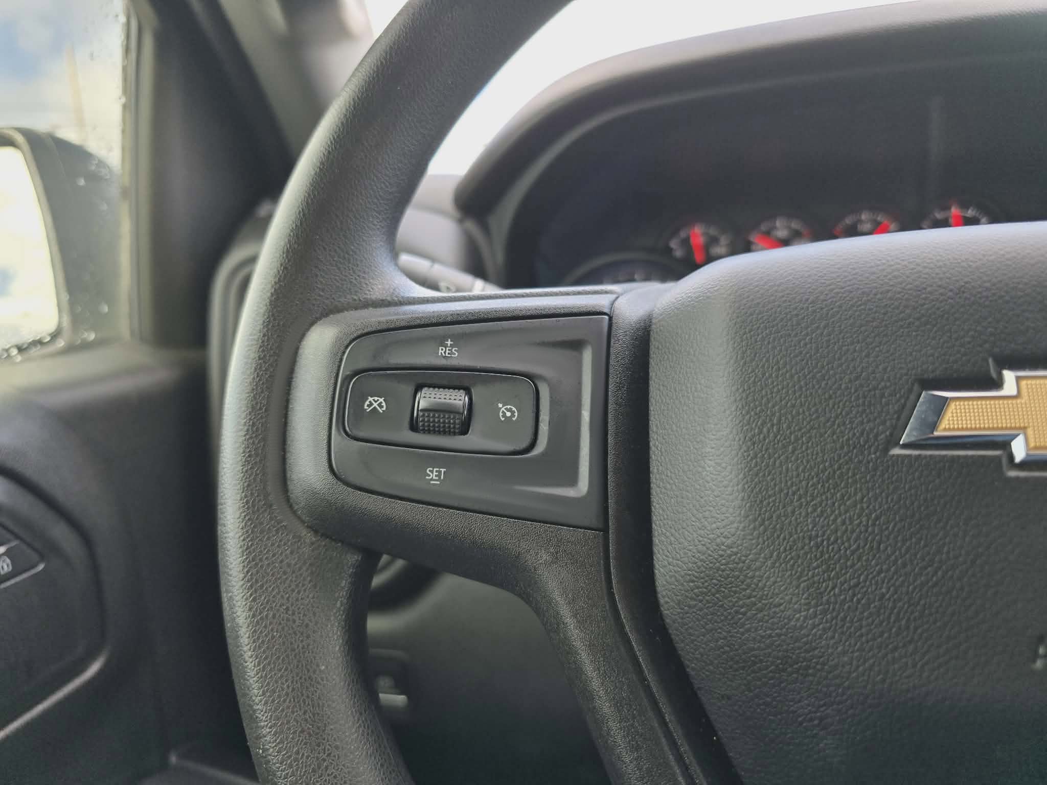 Used 2020 Chevrolet Silverado 1500 Custom w/ Custom Value Package image 19