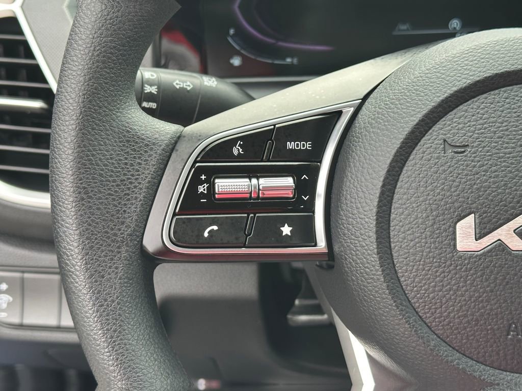 Certified 2024 Kia Seltos LX AWD/4WD image 21