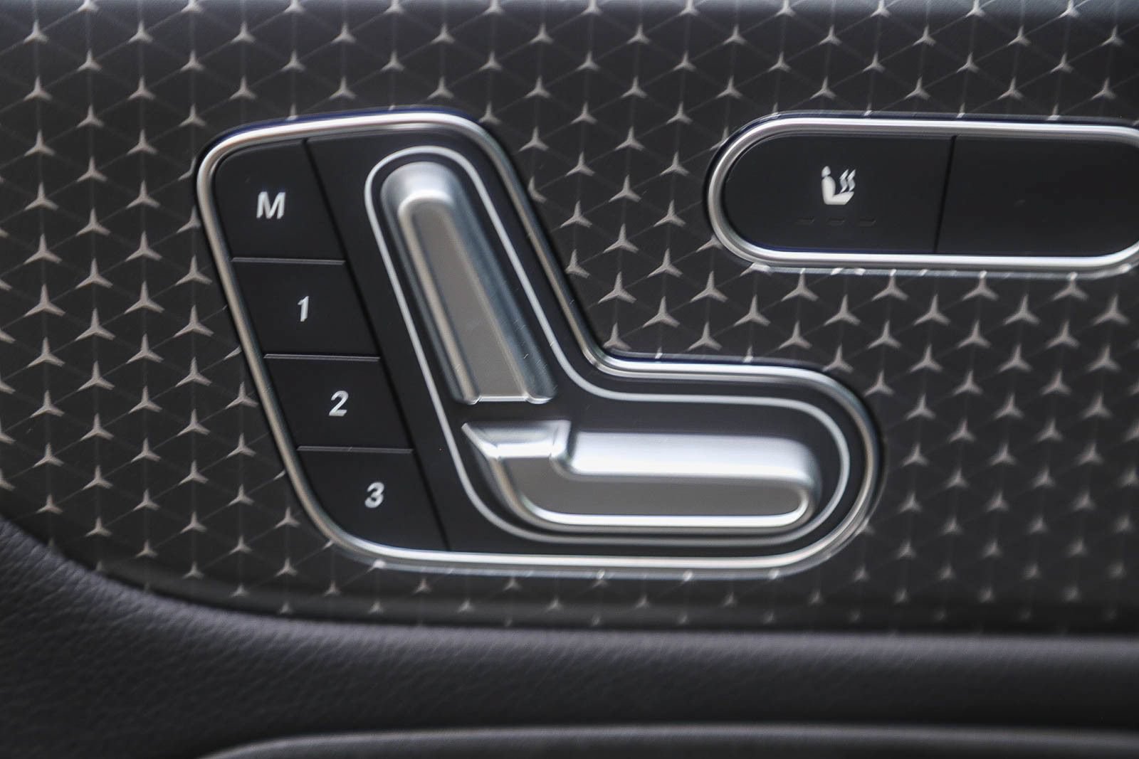 New 2026 Mercedes-Benz GLB 250 4MATIC image 20