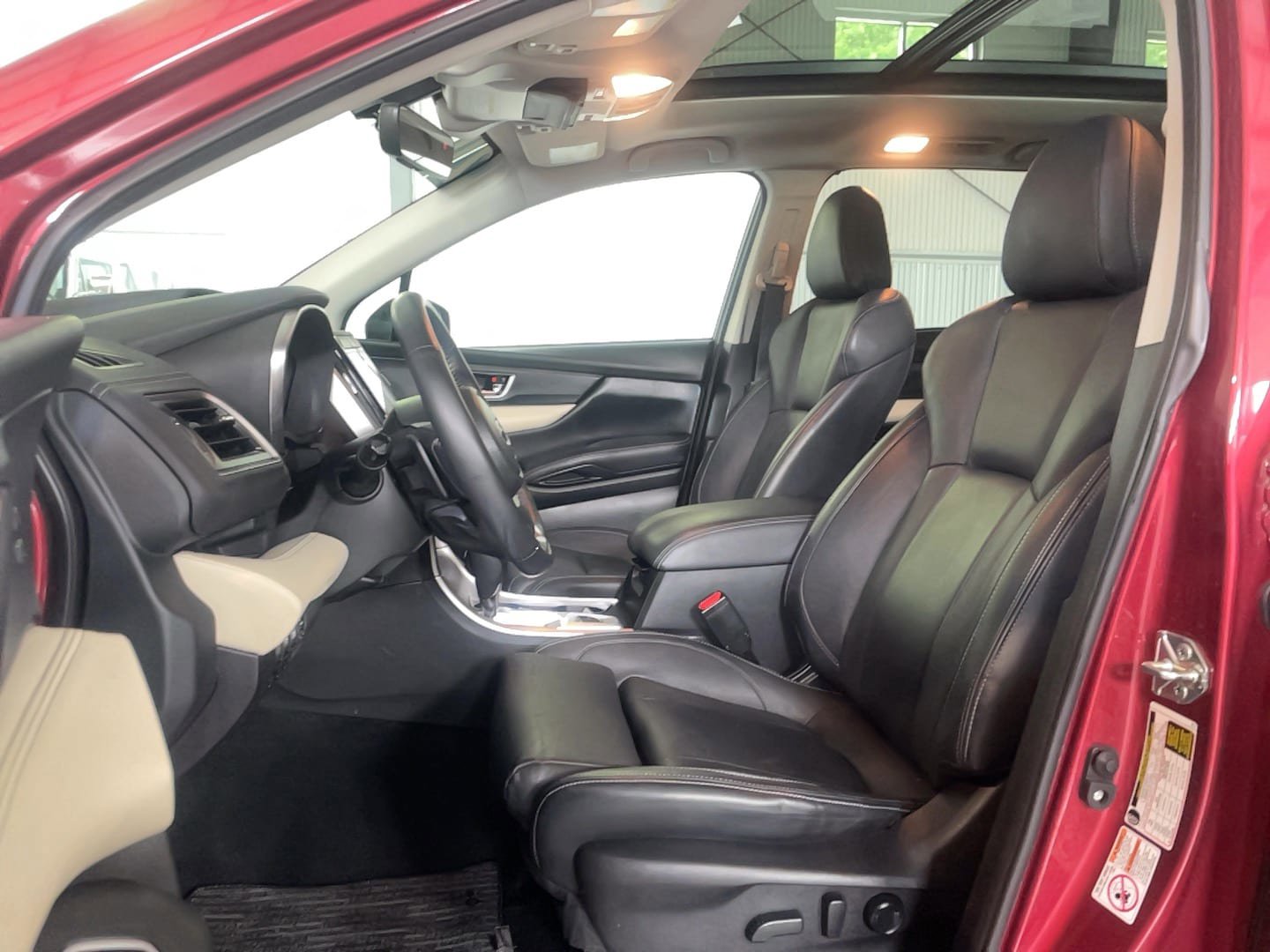 Used 2020 Subaru Ascent Limited w/ Technology Package AWD/4WD image 6