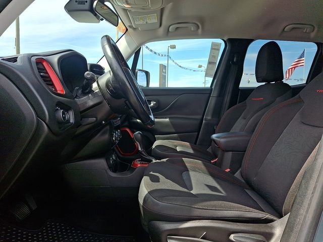 Used 2017 Jeep Renegade Trailhawk w/ Cold Weather Group II image 13